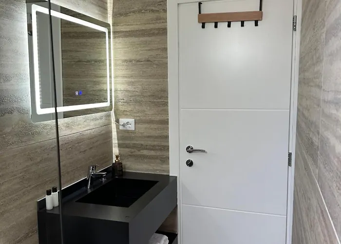 Escape Shiroke 别墅 *