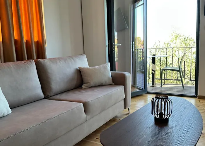 Escape Shiroke 别墅 *